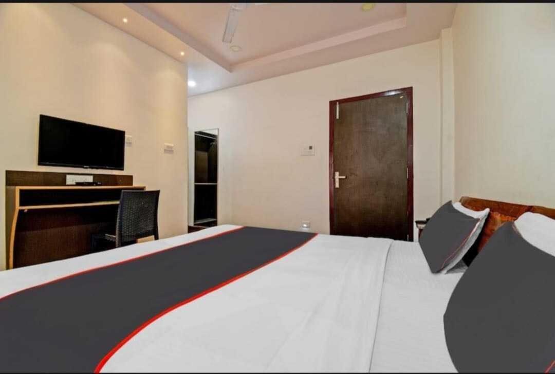 Collection O Megha Resort Jorhāt Dış mekan fotoğraf