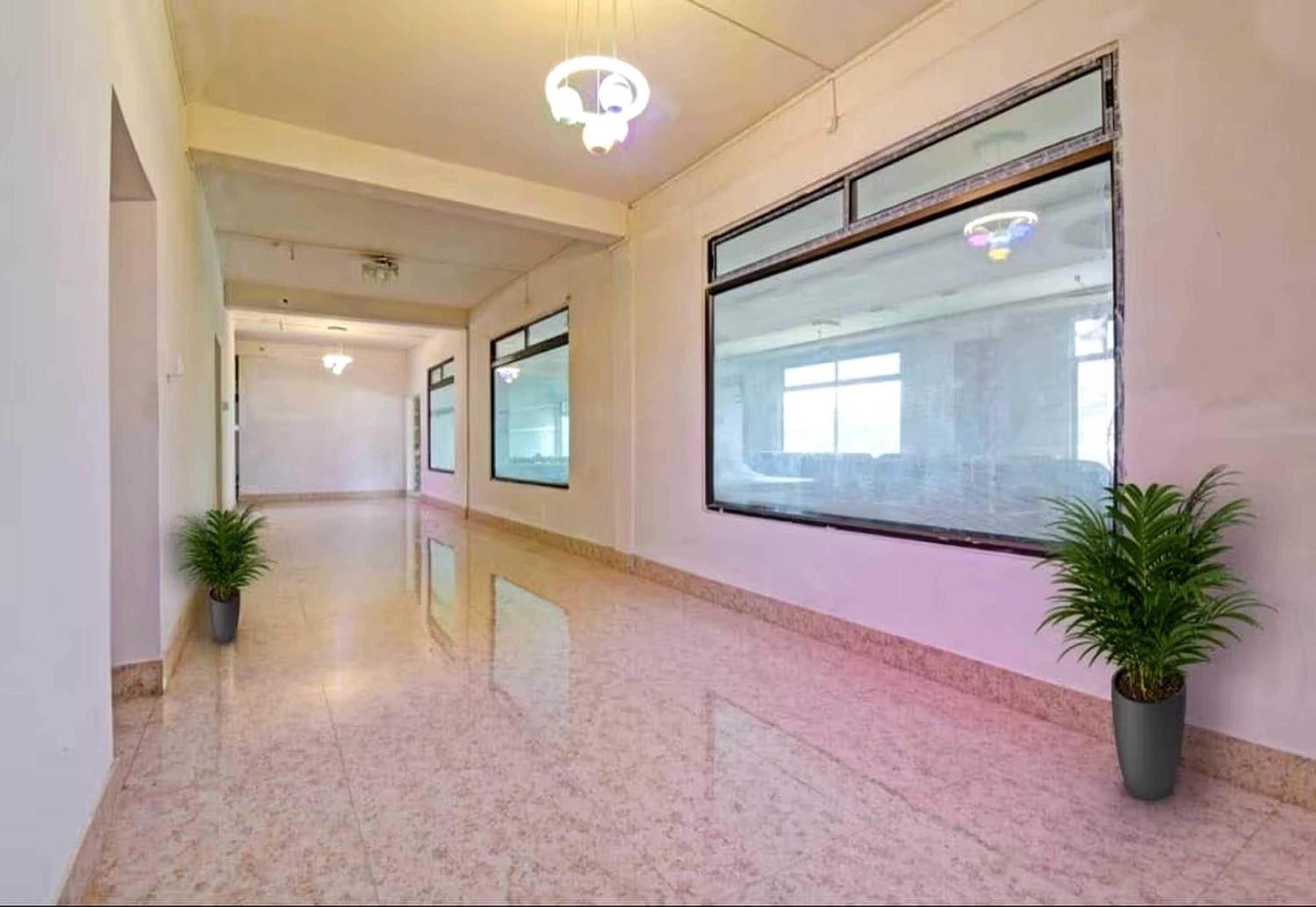 Collection O Megha Resort Jorhāt Dış mekan fotoğraf